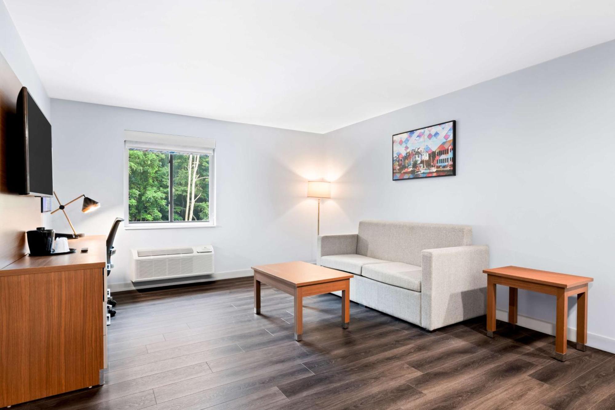 Best Western Niantic - New London, Mystic Area Exteriör bild